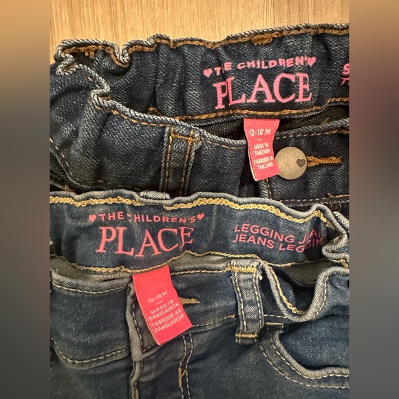 EUC‼️ Two Pack‼️ The Children’s Place Denim Jeans 12-18 Months - Picture 6 of 6